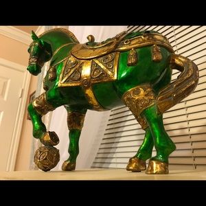 Jewelry box. Hand made. Metallic Green and Gold .